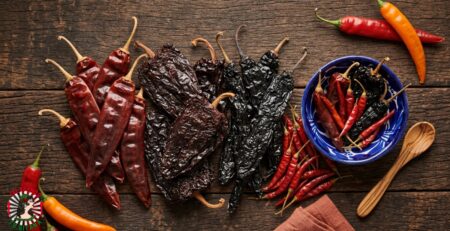 Chiles secos Tajín — colección completa: guajillo, ancho, pasilla y chile de árbol